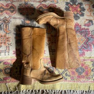 Carmel/Tan/Light Brown Calf Length Heeled Boots (similar to Frye) Size 7